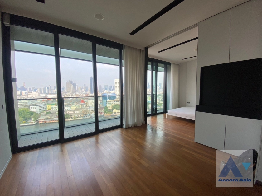 unit 1 Bedroom  Condominium For Rent in Charoen Nakhon, Bangkok  near BTS Krung Thon Buri (AA41193)