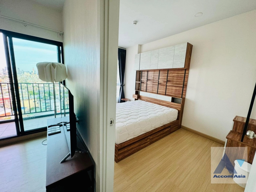 16  2 br Condominium For Sale in Charoen Nakhon ,Bangkok BTS Wongwian Yai at Supalai Loft Prajadhipok-Wongwian Yai AA41194