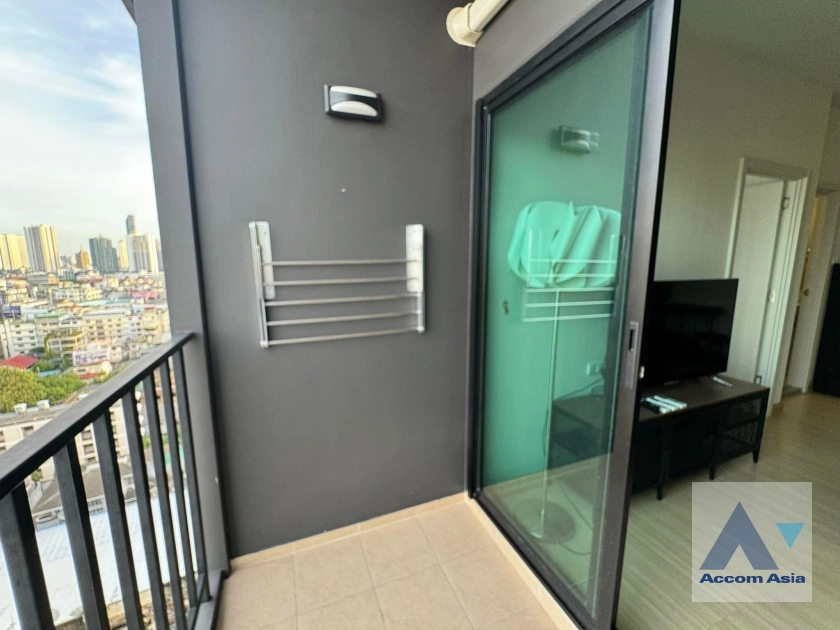 15  2 br Condominium For Sale in Charoen Nakhon ,Bangkok BTS Wongwian Yai at Supalai Loft Prajadhipok-Wongwian Yai AA41194