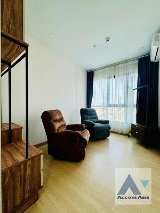 18  2 br Condominium For Sale in Charoen Nakhon ,Bangkok BTS Wongwian Yai at Supalai Loft Prajadhipok-Wongwian Yai AA41194