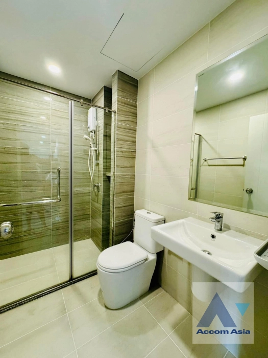 19  2 br Condominium For Sale in Charoen Nakhon ,Bangkok BTS Wongwian Yai at Supalai Loft Prajadhipok-Wongwian Yai AA41194