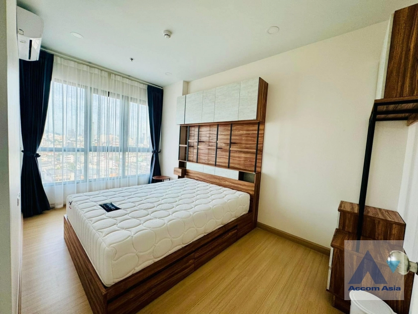 17  2 br Condominium For Sale in Charoen Nakhon ,Bangkok BTS Wongwian Yai at Supalai Loft Prajadhipok-Wongwian Yai AA41194