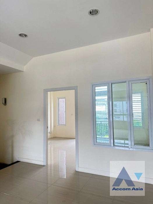 12  3 br House For Rent in Ratchadaphisek ,Bangkok  at Premium Place  AA41202