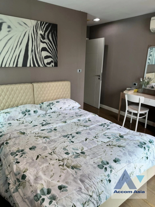 unit 2 Bedrooms  Condominium For Sale in Sukhumvit, Bangkok  near BTS Phrom Phong (AA41203)