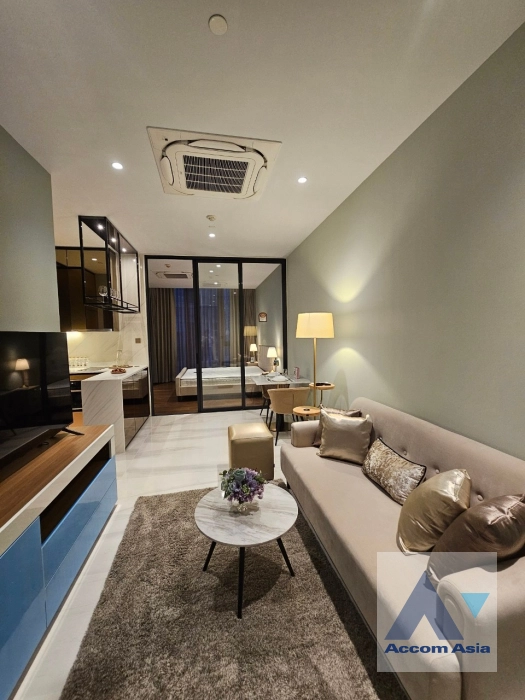 unit 1 Bedroom  Condominium For Rent in Sathorn, Bangkok  near BTS Chong Nonsi - MRT Lumphini (AA41214)