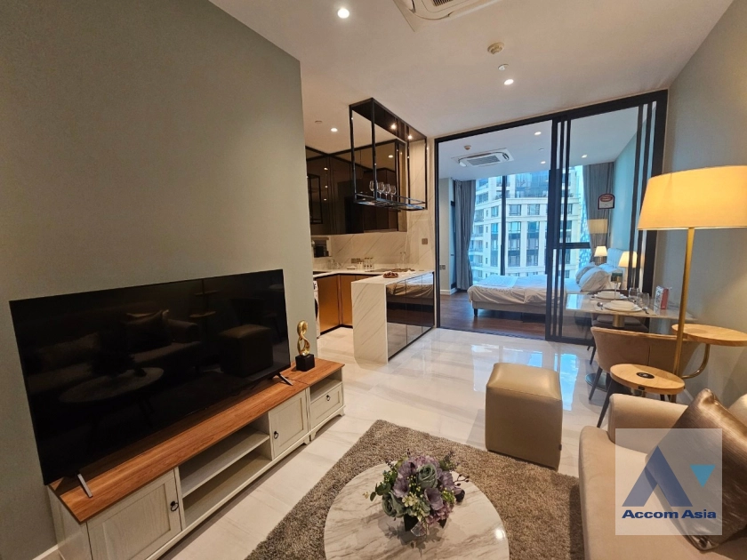 unit 1 Bedroom  Condominium For Rent in Sathorn, Bangkok  near BTS Chong Nonsi - MRT Lumphini (AA41214)