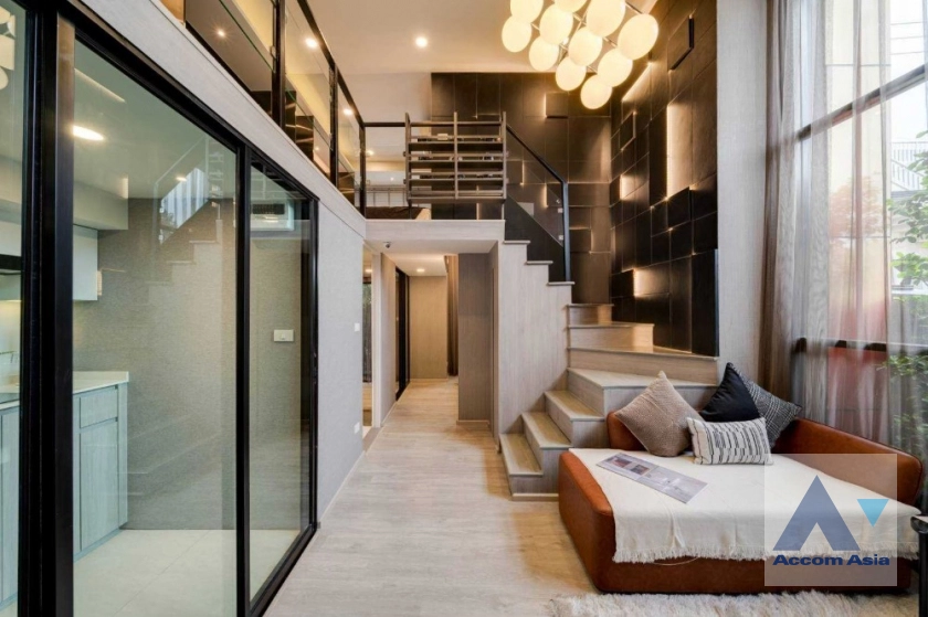 unit 2 Bedrooms  Condominium For Sale in Ratchadaphisek, Bangkok  (AA41215)