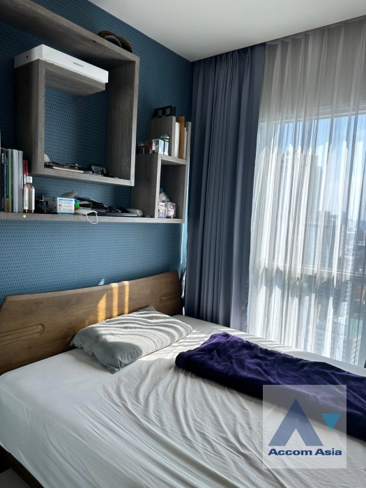 8  2 br Condominium For Rent in Ratchadaphisek ,Bangkok MRT Huai Khwang at Life Ratchadapisek AA41221