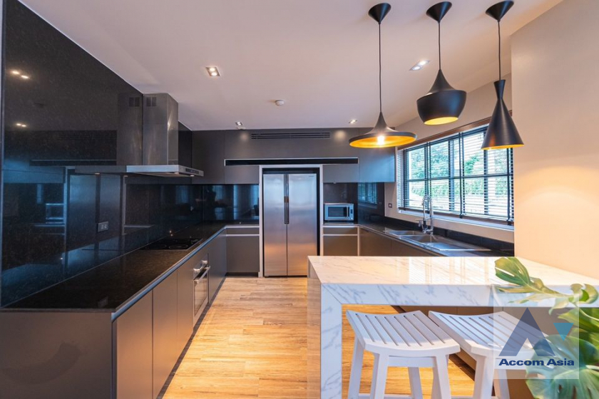 6  3 br Condominium for rent and sale in Sukhumvit ,Bangkok BTS Ekkamai at Penthouse Condominium 2 AA41226