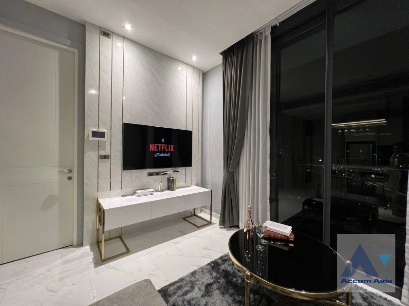 unit 1 Bedroom  Condominium For Rent in Rama 3, Bangkok  near BRT Rama IX Bridge (AA41244)