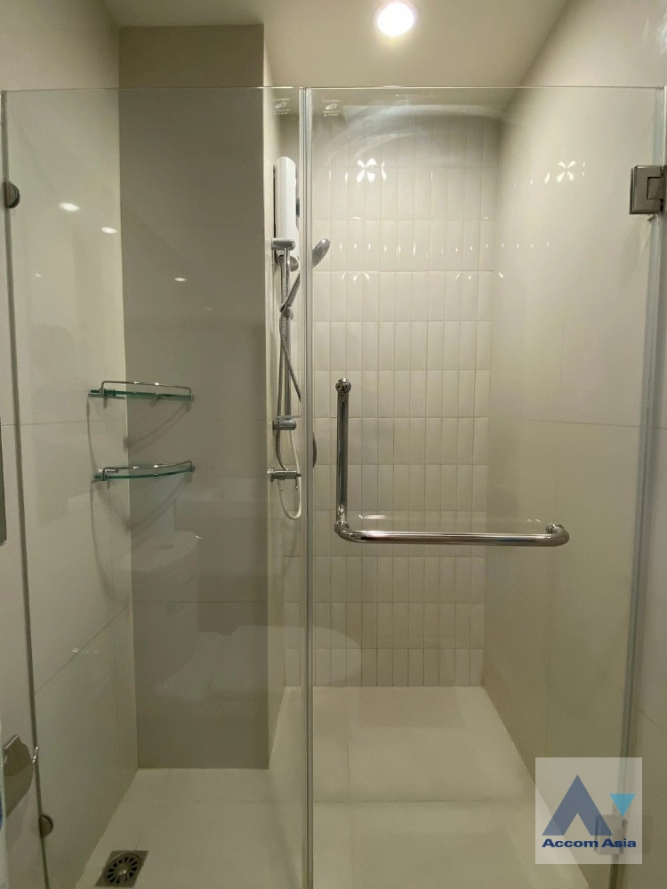 13  1 br Condominium For Sale in Ratchadaphisek ,Bangkok BTS Asok at Life Asoke AA41247