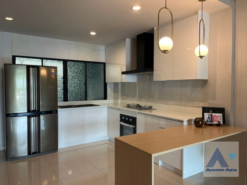  1  3 br House for rent and sale in Sukhumvit ,Bangkok BTS On Nut at Bless Town AA41253