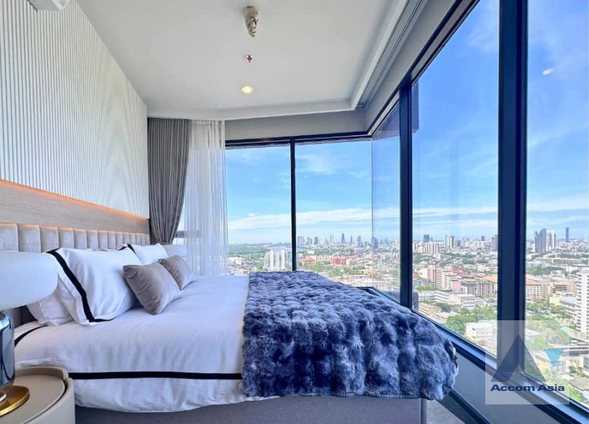 unit 2 Bedrooms  Condominium For Sale in Sukhumvit, Bangkok  near MRT Khlong Toei (AA41261)