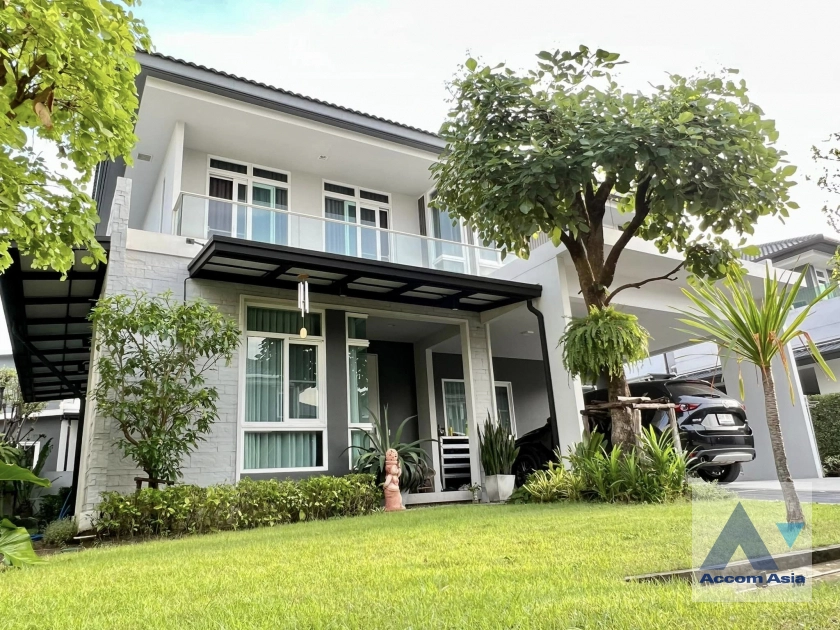 unit 4 Bedrooms  House For Rent & Sale in Samutprakan, Samutprakan  (AA41262)