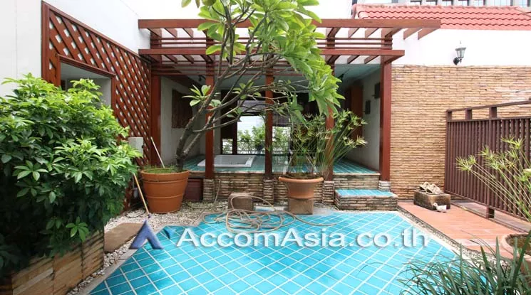 Duplex Condo, Penthouse |  Peaceful Place in Sathorn Apartment  4 Bedroom for Rent BTS Chong Nonsi in Sathorn Bangkok