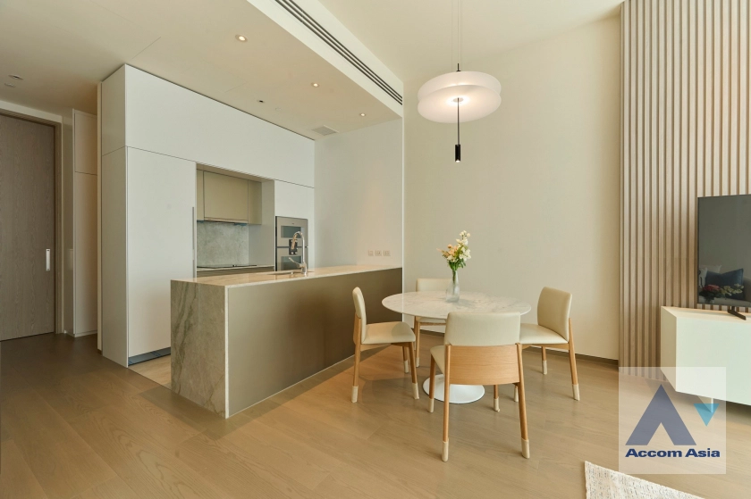 unit 1 Bedroom  Condominium For Rent in Ploenchit, Bangkok  near BTS Chitlom (AA41284)