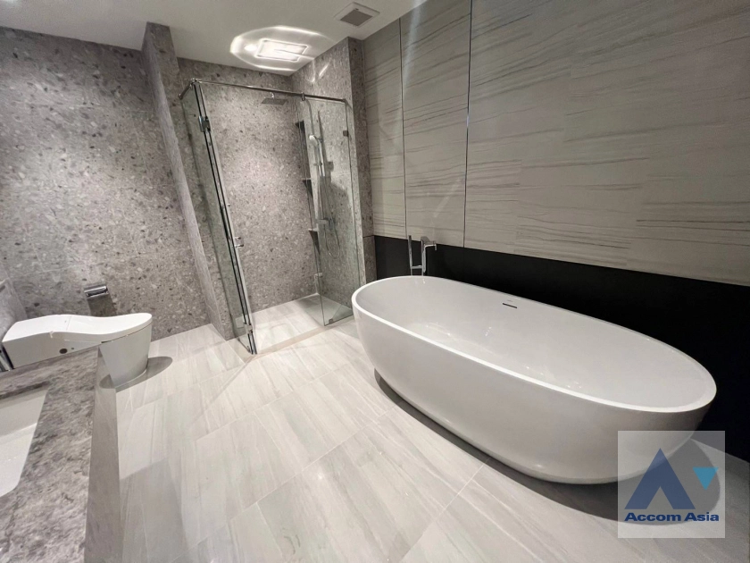 24  3 br House For Rent in Sukhumvit ,Bangkok BTS On Nut at Artery Thonglor - Sukhumvit AA41286