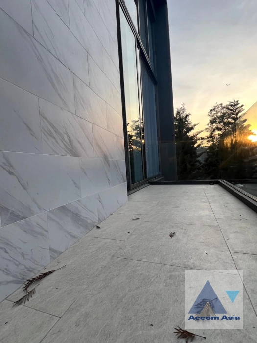 28  3 br House For Rent in Sukhumvit ,Bangkok BTS On Nut at Artery Thonglor - Sukhumvit AA41286