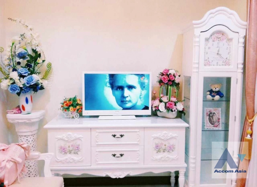 unitNewly renovated |  2 Bedrooms  Condominium For Rent in ,   near BTS Phaya Thai (AA41300)