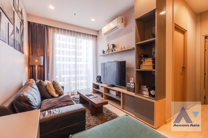 unit 2 Bedrooms  Condominium For Sale in Sukhumvit, Bangkok  near BTS Ekkamai (AA41320)