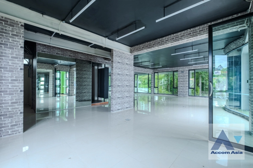 7  4 br House For Rent in Sukhumvit ,Bangkok BTS Phrom Phong AA41323