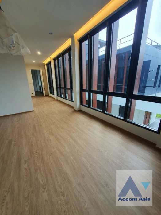 17  5 br House For Rent in Sukhumvit ,Bangkok BTS Bang Chak AA41324