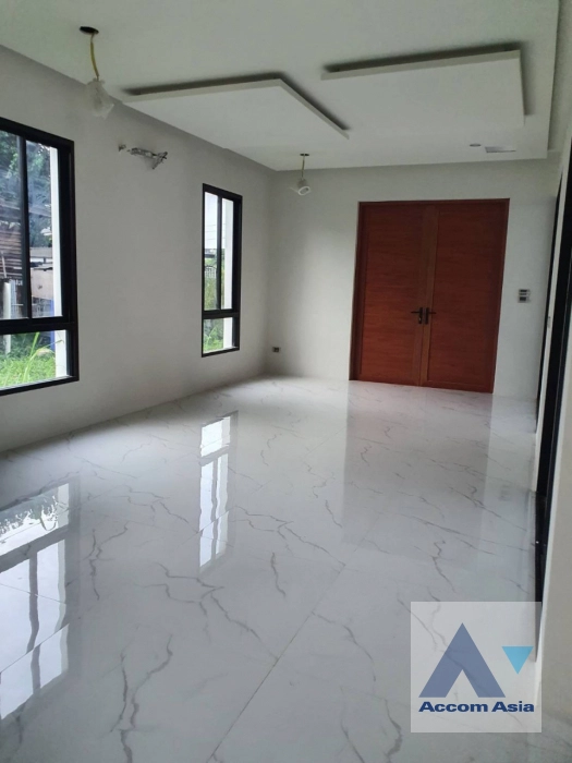 7  5 br House For Rent in Sukhumvit ,Bangkok BTS Bang Chak AA41324