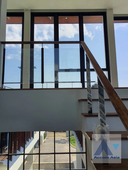 7  5 br House for rent and sale in Sukhumvit ,Bangkok BTS Bang Chak AA41324