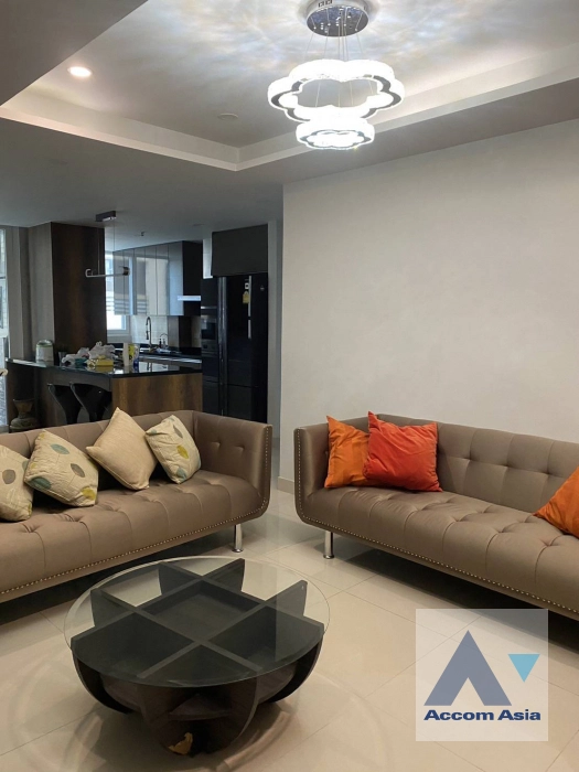 unit 3 Bedrooms  Condominium For Rent in Sukhumvit, Bangkok  near BTS Thong Lo (AA41328)