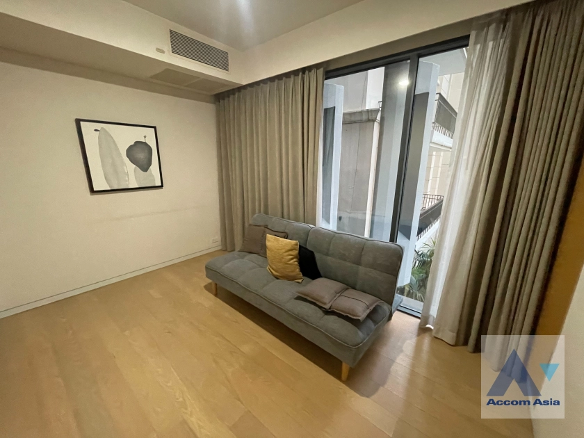 unit 2 Bedrooms  Condominium For Rent in Sukhumvit, Bangkok  near BTS Phrom Phong (AA41335)