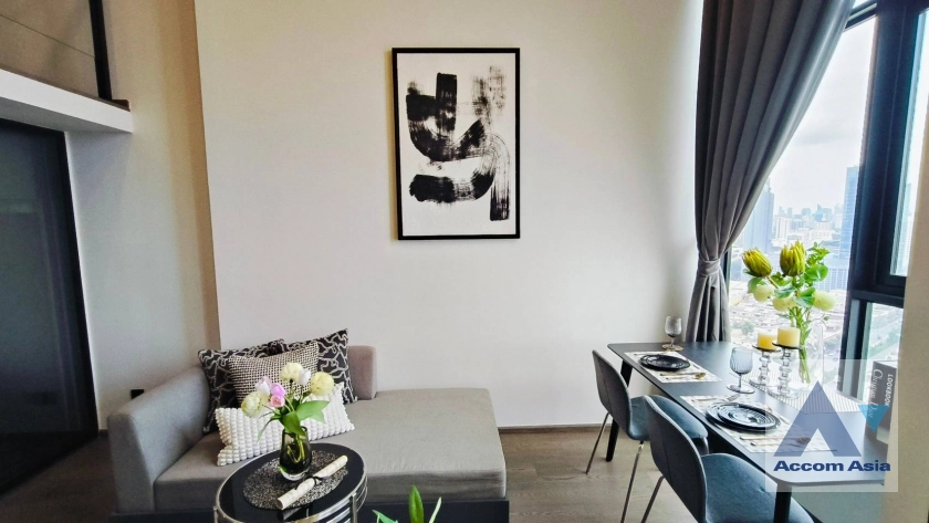 unit 1 Bedroom  Condominium For Rent in Silom, Bangkok  (AA41340)