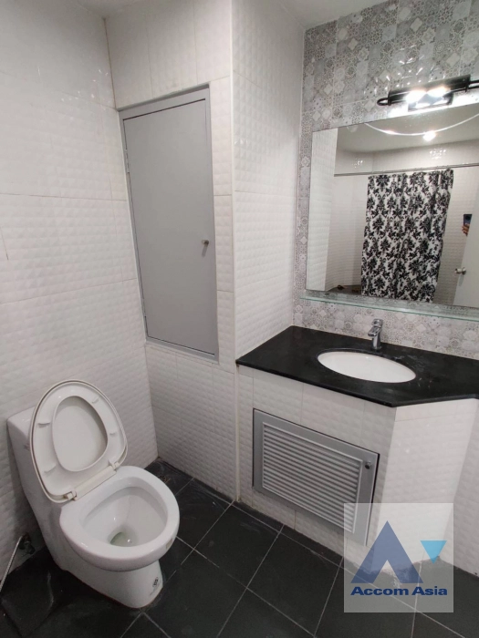 12  3 br Condominium for rent and sale in Sukhumvit ,Bangkok BTS Ekkamai at Empire House AA41341