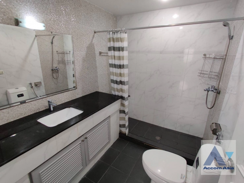 10  3 br Condominium for rent and sale in Sukhumvit ,Bangkok BTS Ekkamai at Empire House AA41341