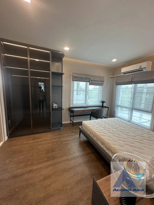 9  4 br House for rent and sale in Samutprakan ,Samutprakan  at MANTANA Bangna km 15 AA41348