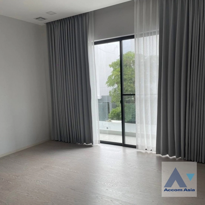 6  4 br House for rent and sale in Latkrabang ,Bangkok ARL Ban Thap Chang at Nantawan Rama 9-Srinakarin AA41353
