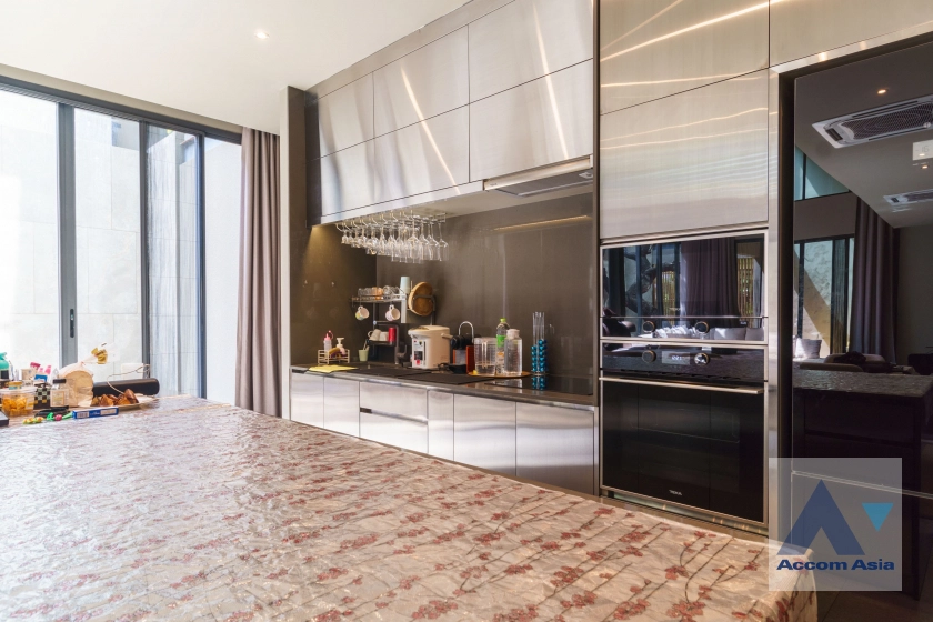 12  4 br House for rent and sale in Lat Phrao ,Bangkok MRT Lat Phrao AA41357