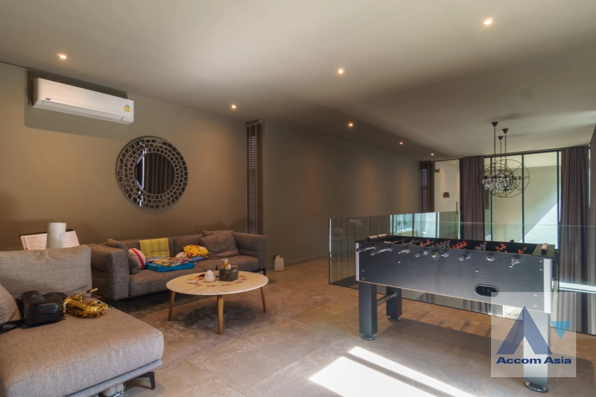 15  4 br House for rent and sale in Lat Phrao ,Bangkok MRT Lat Phrao AA41357