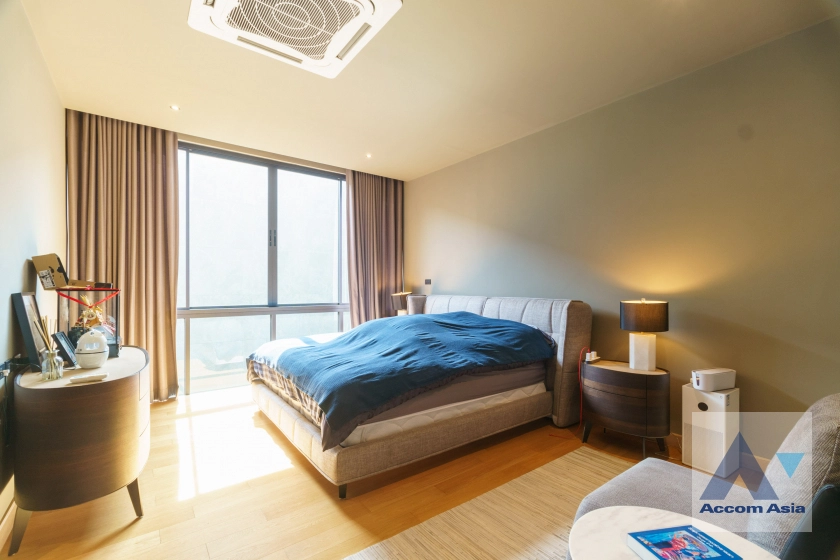 38  4 br House for rent and sale in Lat Phrao ,Bangkok MRT Lat Phrao AA41357