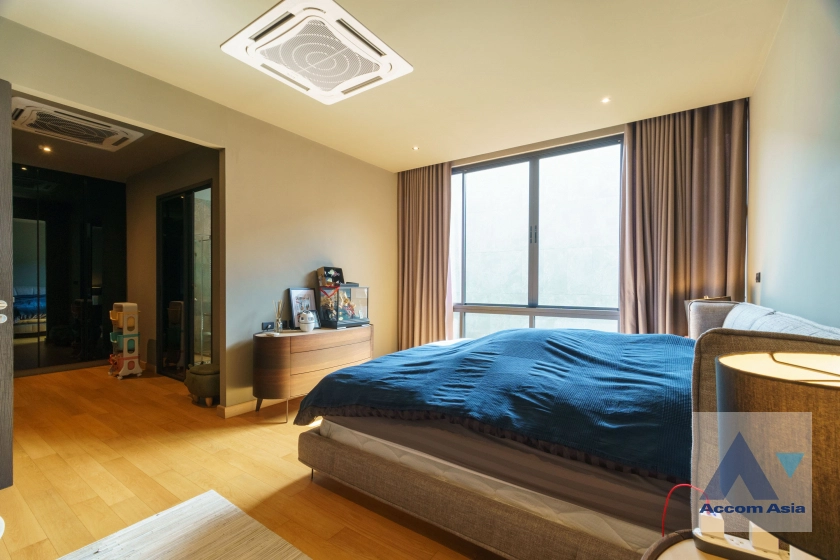 39  4 br House for rent and sale in Lat Phrao ,Bangkok MRT Lat Phrao AA41357