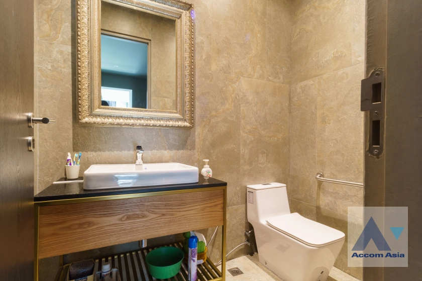 14  4 br House for rent and sale in Lat Phrao ,Bangkok MRT Lat Phrao AA41357