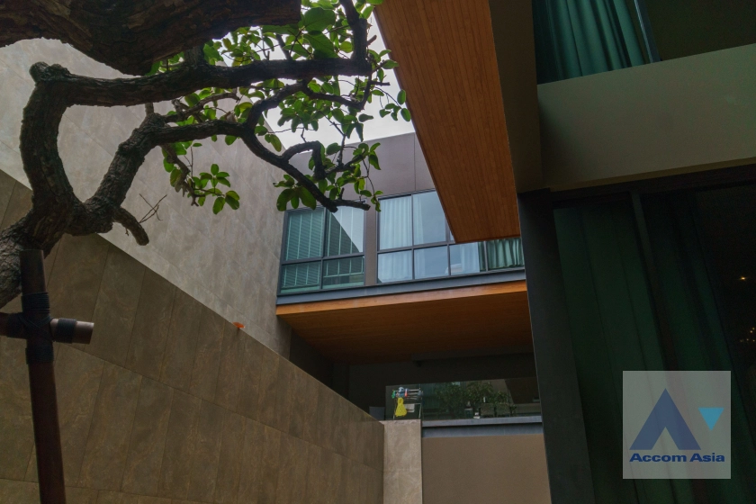 49  4 br House for rent and sale in Lat Phrao ,Bangkok MRT Lat Phrao AA41357