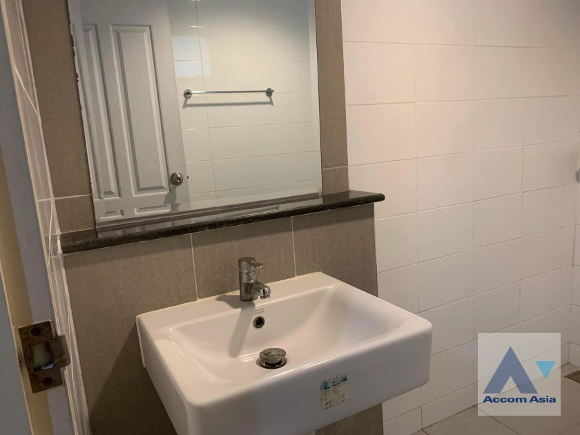 21  3 br House For Rent in Lat Phrao ,Bangkok  at Areeya Daily Kaset-Nawamintr AA41368