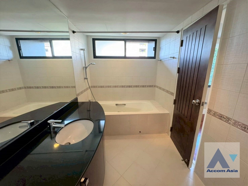 19  4 br Apartment For Rent in Sukhumvit ,Bangkok BTS Phrom Phong at Children Dreaming Place AA41369