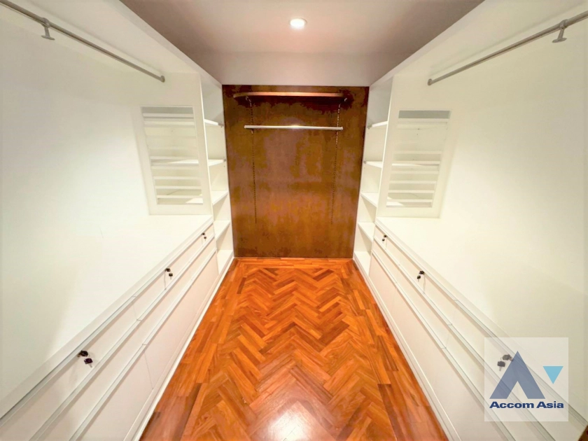 16  4 br Apartment For Rent in Sukhumvit ,Bangkok BTS Phrom Phong at Children Dreaming Place AA41369