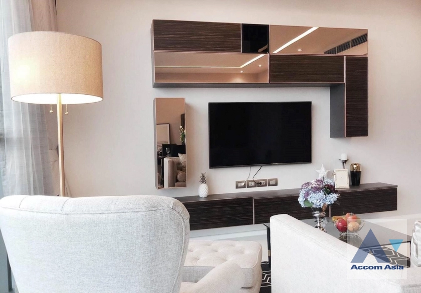 unit 2 Bedrooms  Condominium For Rent in Sathorn, Bangkok  near BTS Surasak (AA41371)