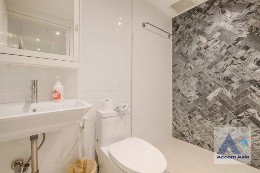 7  3 br Townhouse For Rent in Sukhumvit ,Bangkok BTS Phra khanong AA41379