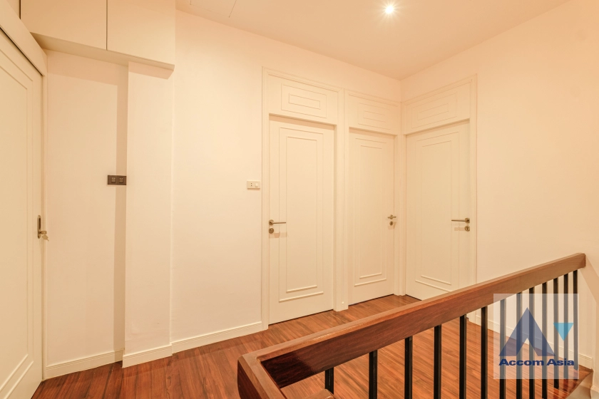 10  3 br Townhouse For Rent in Sukhumvit ,Bangkok BTS Phra khanong AA41379