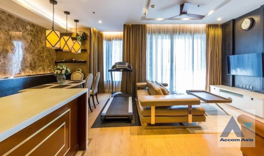 unit 3 Bedrooms  Condominium For Rent in Phaholyothin, Bangkok  near MRT Phahon Yothin (AA41382)