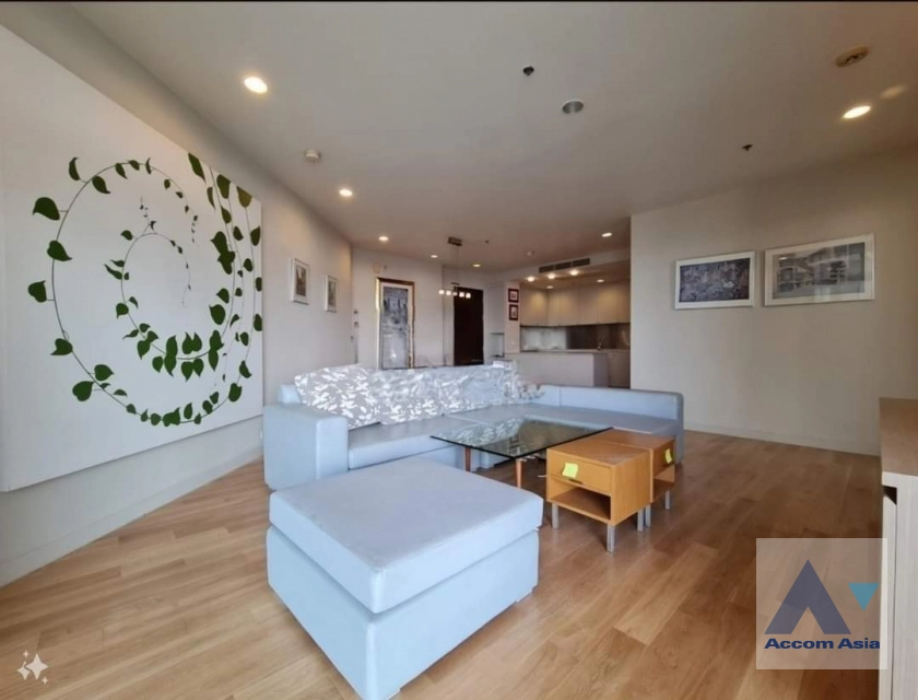 unit 2 Bedrooms  Condominium For Rent in Rama 3, Bangkok  near BTS Saphan Taksin (AA41389)