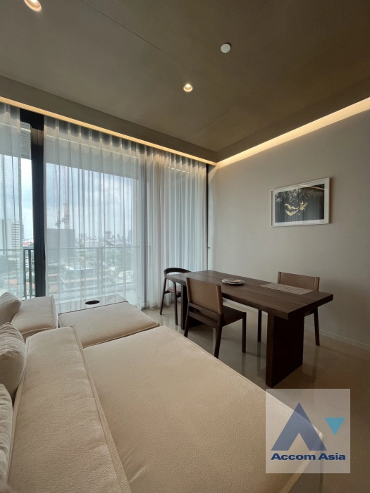 4  2 br Condominium For Rent in Ploenchit ,Bangkok BTS Chitlom at The Residences at Sindhorn Kempinski Hotel Bangkok AA41399